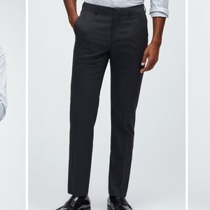 Banana Republic Men’s Charcoal Dress Pant 34x32